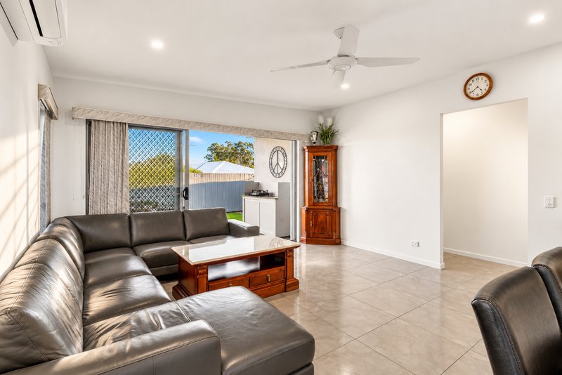 Photo - 20 Girraween Crescent, Capalaba QLD 4157 - Image 6