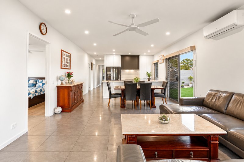 Photo - 20 Girraween Crescent, Capalaba QLD 4157 - Image 7