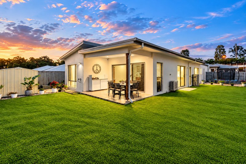 Photo - 20 Girraween Crescent, Capalaba QLD 4157 - Image 17