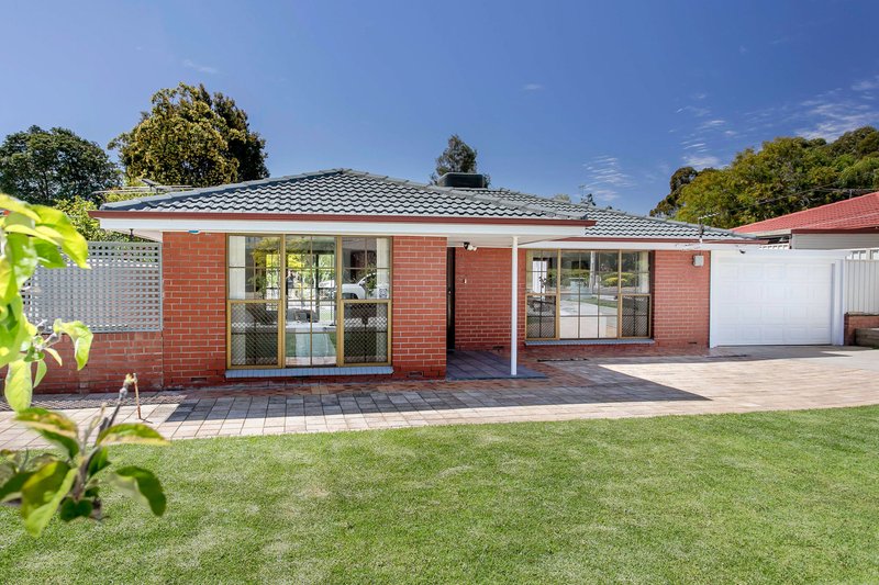 Photo - 20 Glengyle Avenue, Modbury SA 5092 - Image 2