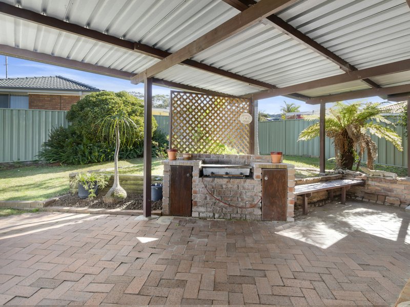 Photo - 20 Glenhaven St , Woonona NSW 2517 - Image 3