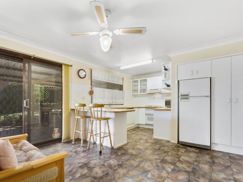 Photo - 20 Glenhaven St , Woonona NSW 2517 - Image 5