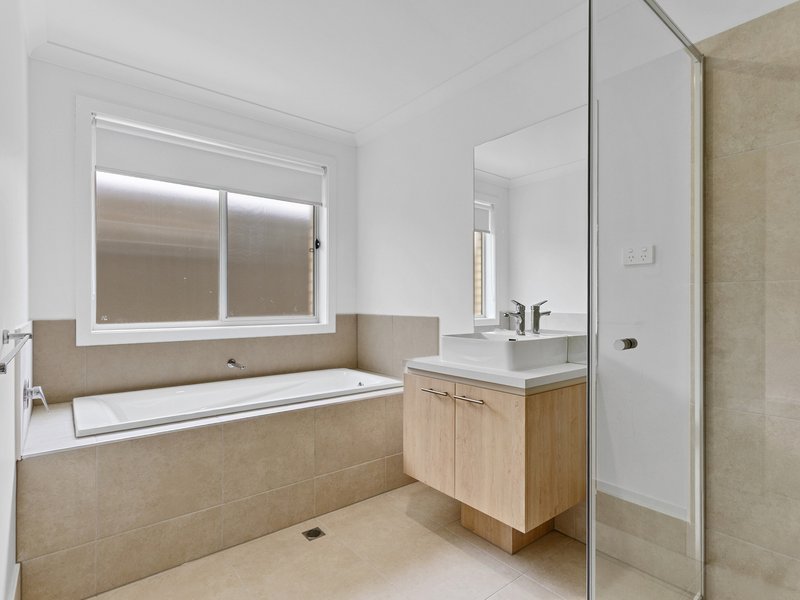 Photo - 20 Goderich Street, Munno Para Downs SA 5115 - Image 6