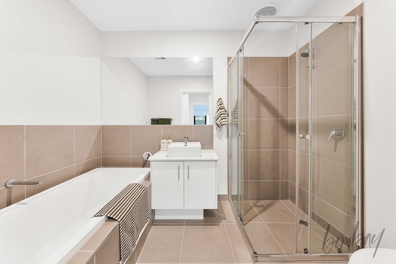 Photo - 20 Golden Parkway, Donnybrook VIC 3064 - Image 13