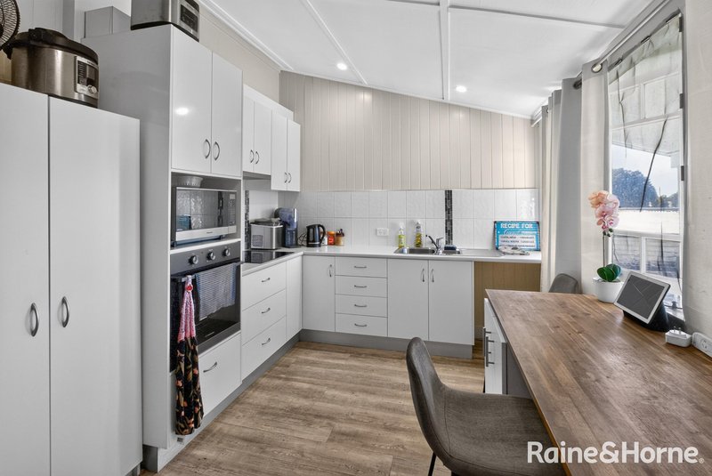 Photo - 20 Gore Street, Warwick QLD 4370 - Image 5