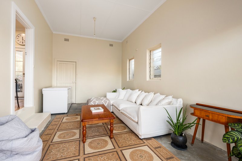 Photo - 20 Graham Street, Henty NSW 2658 - Image 11