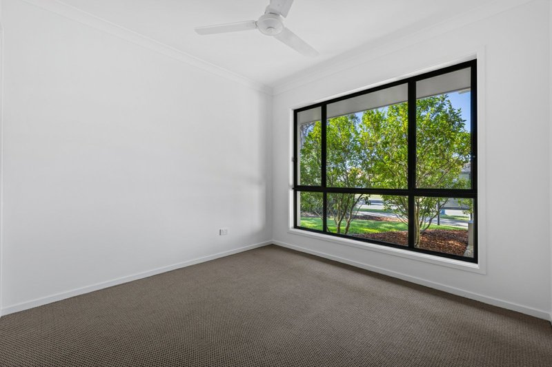 Photo - 20 Grampion Drive, Caloundra West QLD 4551 - Image 11