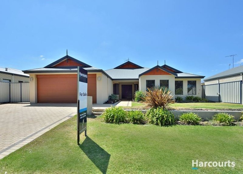 Photo - 20 Grandmere Parade, Meadow Springs WA 6210 - Image 2