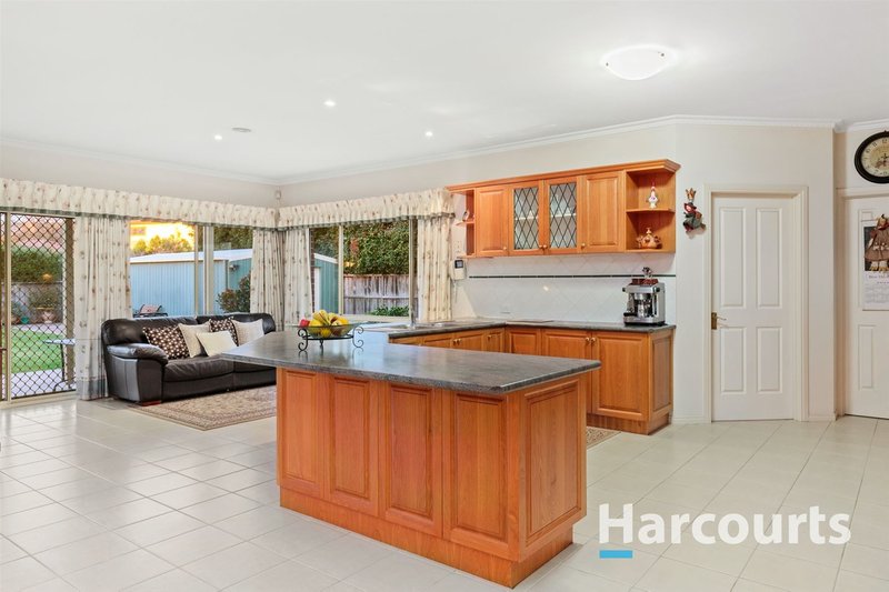 Photo - 20 Grange Drive, Lysterfield VIC 3156 - Image 4