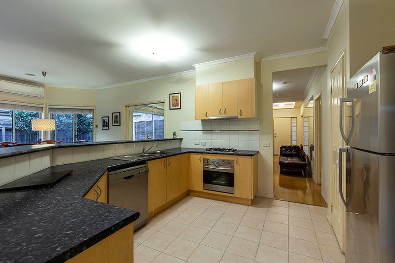 Photo - 20 Grangemouth Drive, Point Cook VIC 3030 - Image 6