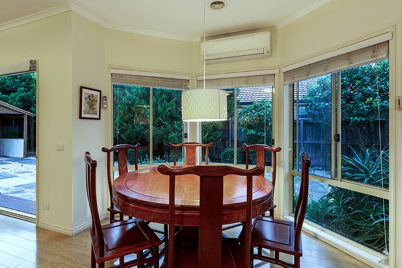 Photo - 20 Grangemouth Drive, Point Cook VIC 3030 - Image 7