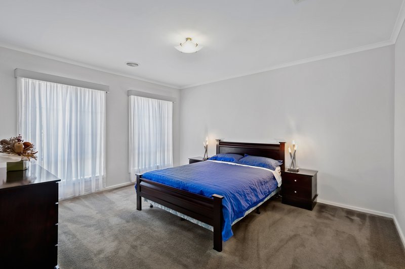 Photo - 20 Granite Outlook, Epping VIC 3076 - Image 10