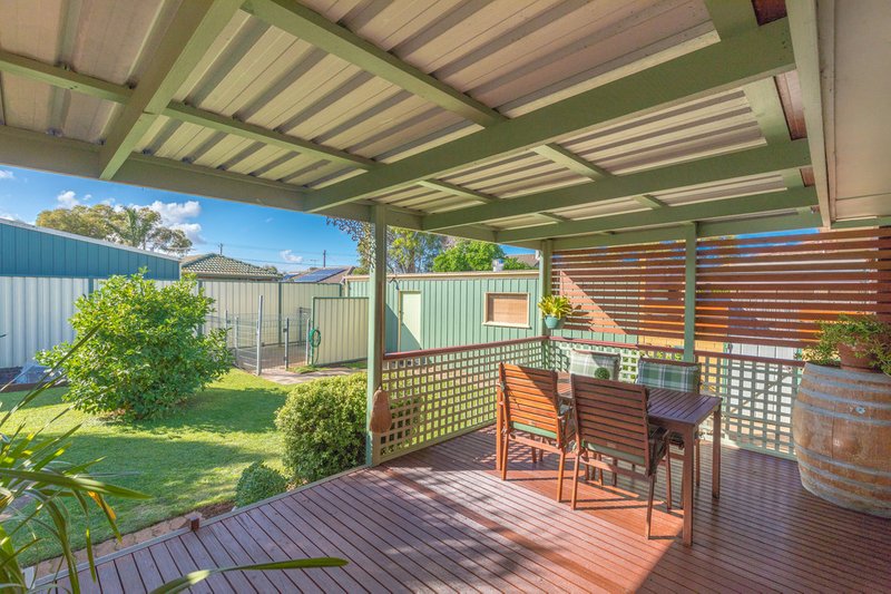 Photo - 20 Grant Avenue, Werribee VIC 3030 - Image 9