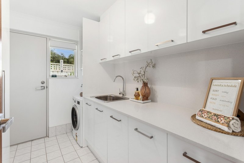 Photo - 20 Grenadier Grove, Gulfview Heights SA 5096 - Image 18