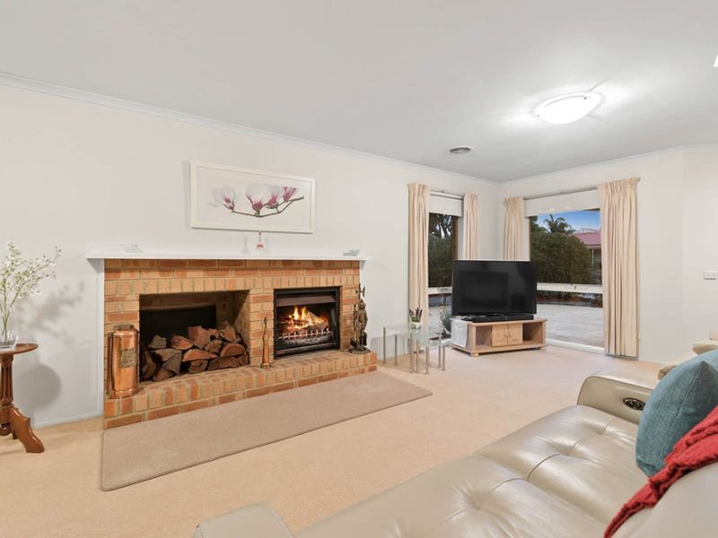 Photo - 20 Grevillea Road, Langwarrin VIC 3910 - Image 11