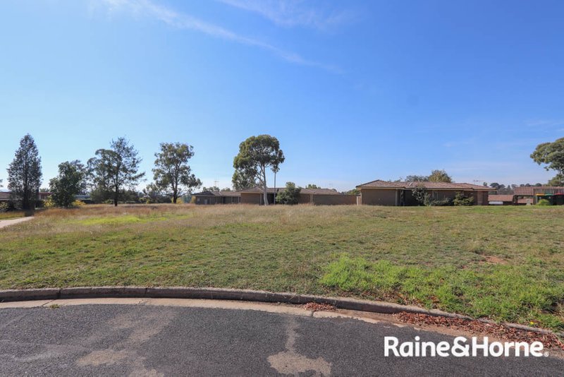 Photo - 20 Griffin Street, Mitchell NSW 2795 - Image 3