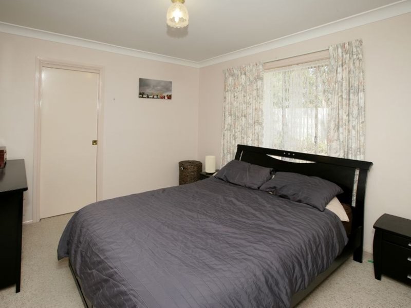 Photo - 20 Gunn Drive, Estella NSW 2650 - Image 8