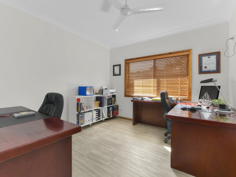 Photo - 20 Habitat Place, Bridgeman Downs QLD 4035 - Image 14