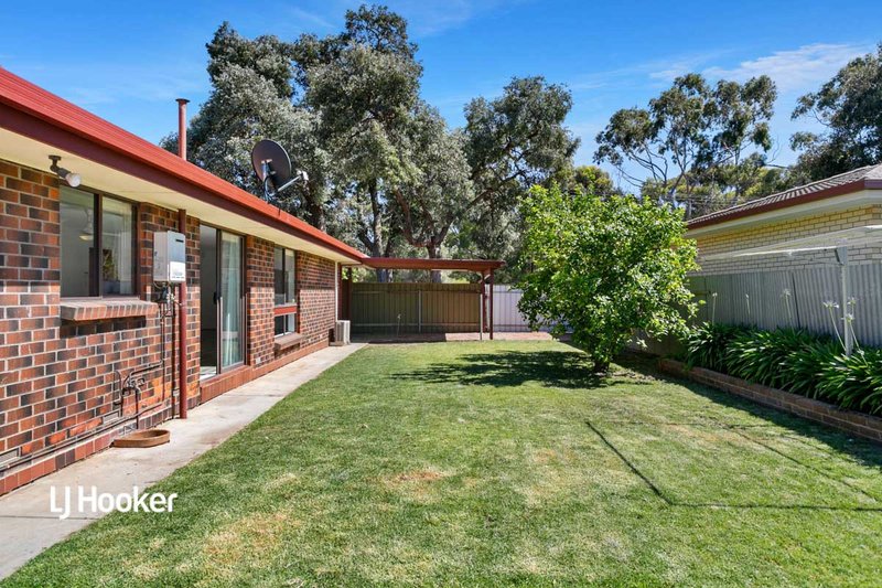 Photo - 20 Hammond Avenue, Morphett Vale SA 5162 - Image 12