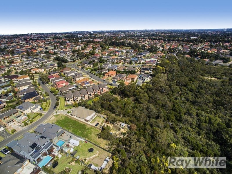 Photo - 20 Hannah Avenue, Kellyville NSW 2155 - Image 8