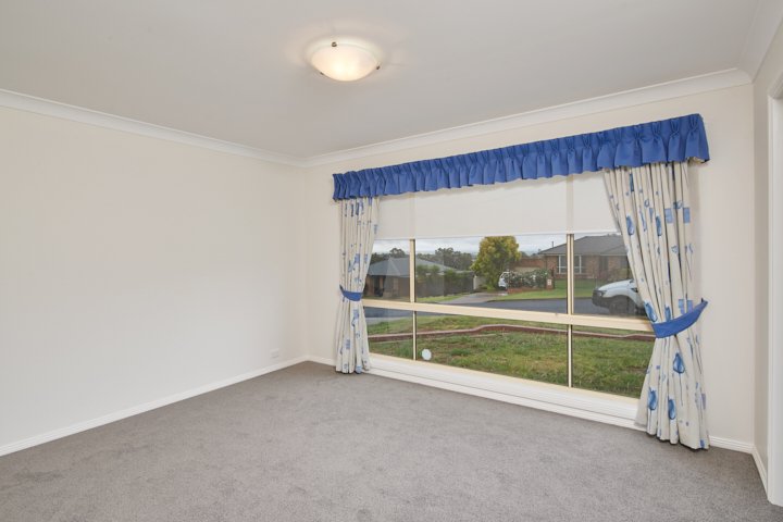 Photo - 20 Hart Street, Junee NSW 2663 - Image 5