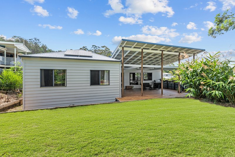Photo - 20 Hatia Grove, Ferny Grove QLD 4055 - Image 23