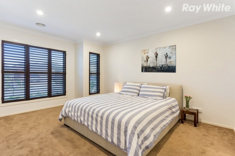 Photo - 20 Havenstone Drive, Keysborough VIC 3173 - Image 7