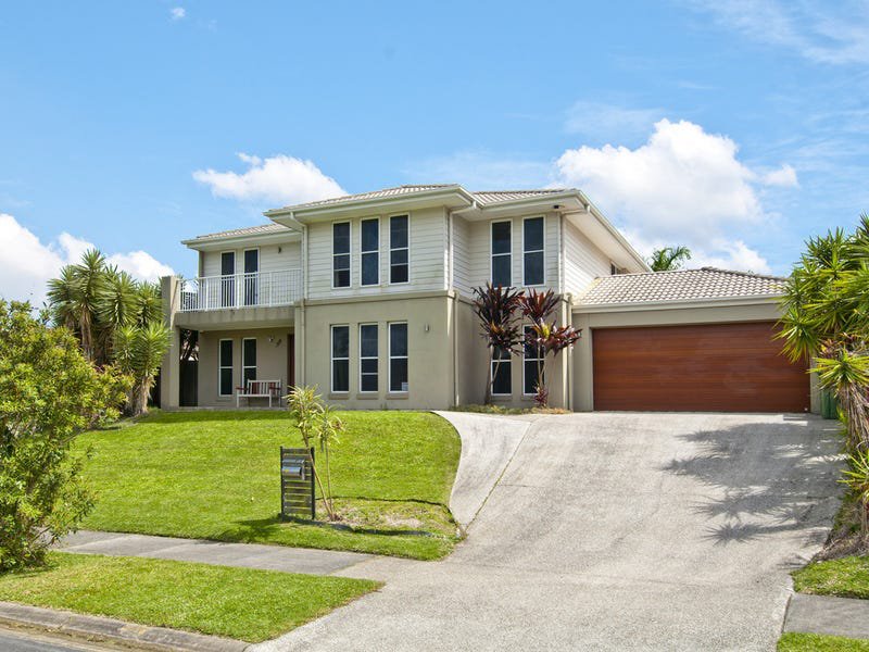 Photo - 20 Hawkesbury Avenue, Pacific Pines QLD 4211 - Image 1