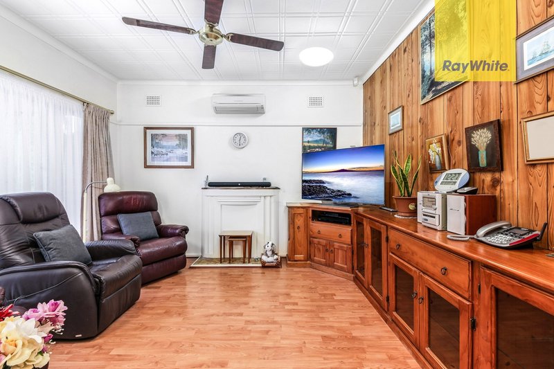 Photo - 20 Hayes Avenue, Northmead NSW 2152 - Image 4