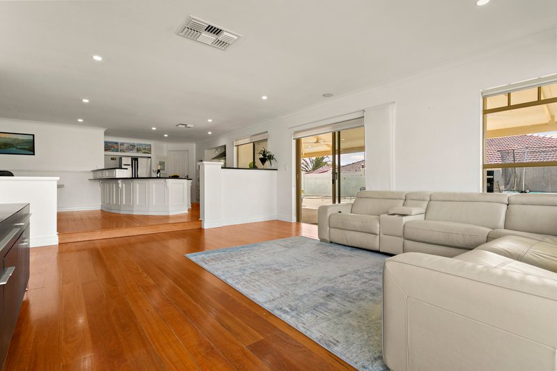 Photo - 20 Hayward Parade, Coogee WA 6166 - Image 7