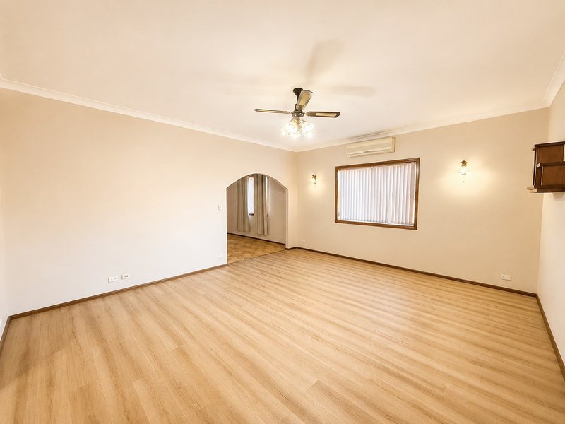 Photo - 20 Heaslip Street, Coniston NSW 2500 - Image 3