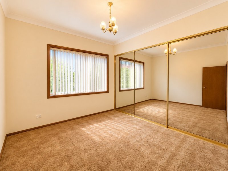 Photo - 20 Heaslip Street, Coniston NSW 2500 - Image 7