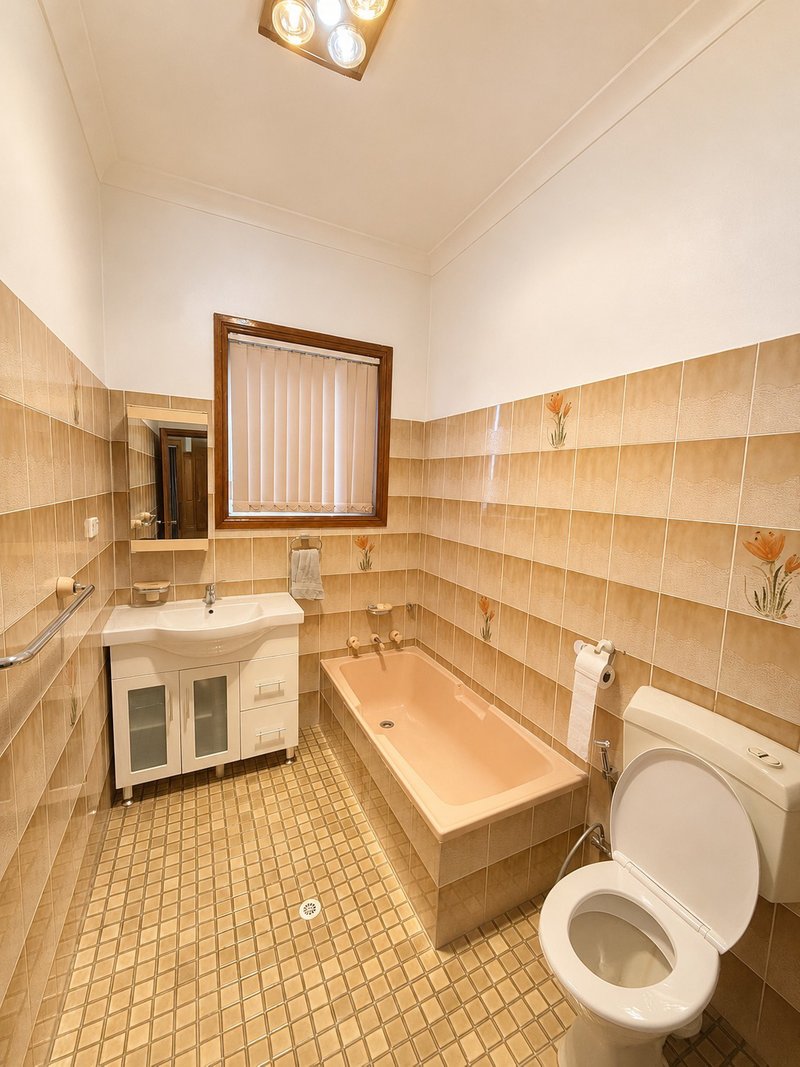 Photo - 20 Heaslip Street, Coniston NSW 2500 - Image 9