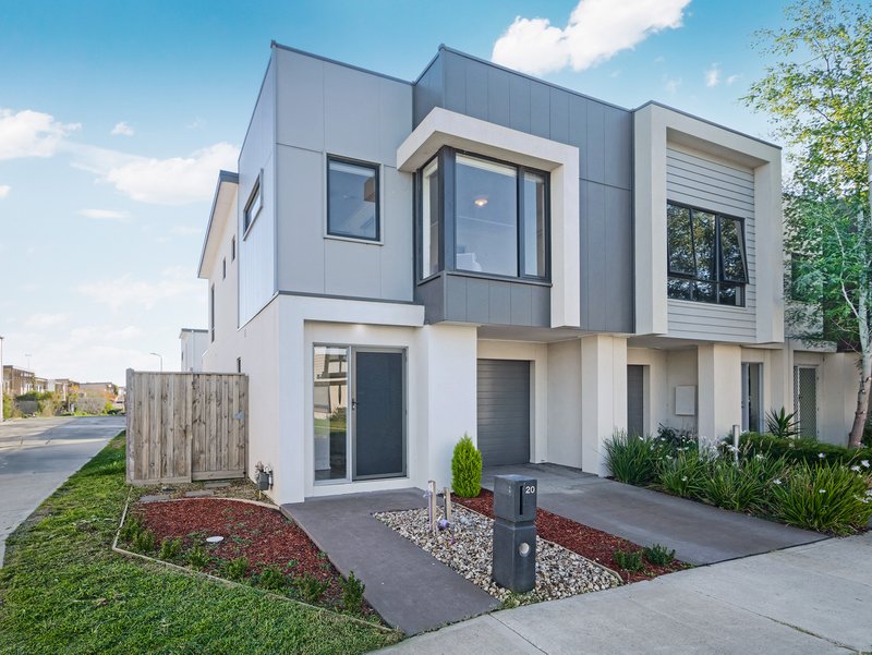 Photo - 20 Hebrides Close, Cranbourne West VIC 3977 - Image 20