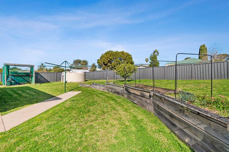 Photo - 20 Heffernan Place, Moruya NSW 2537 - Image 5