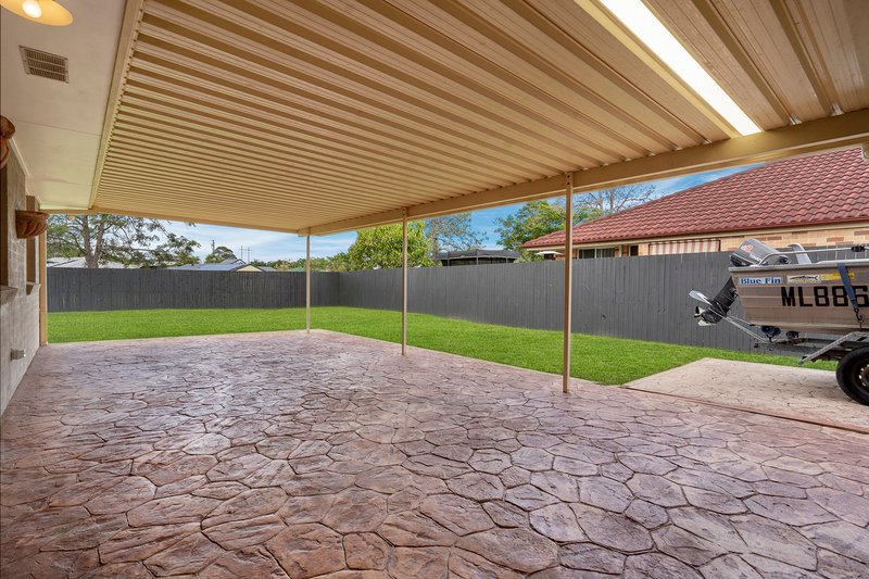 Photo - 20 Hendrix Street, Windaroo QLD 4207 - Image 15