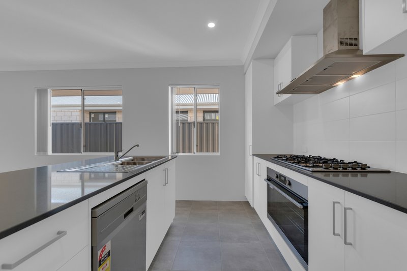 Photo - 20 Hester Road, Wellard WA 6170 - Image 6