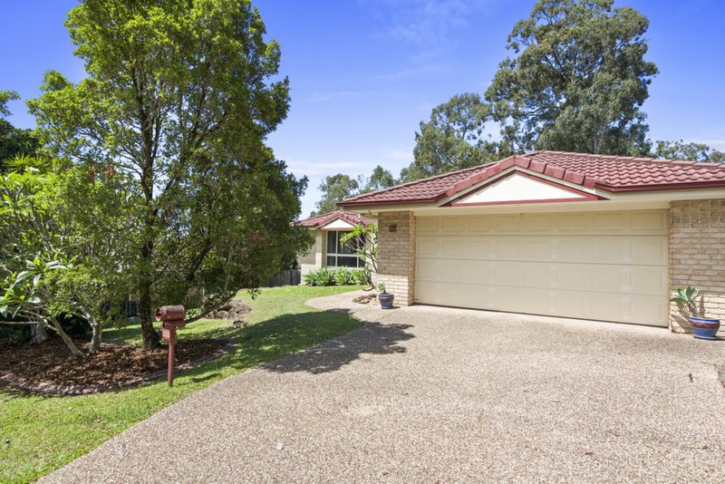 Photo - 20 Hibertia Avenue, Elanora QLD 4221 - Image 3