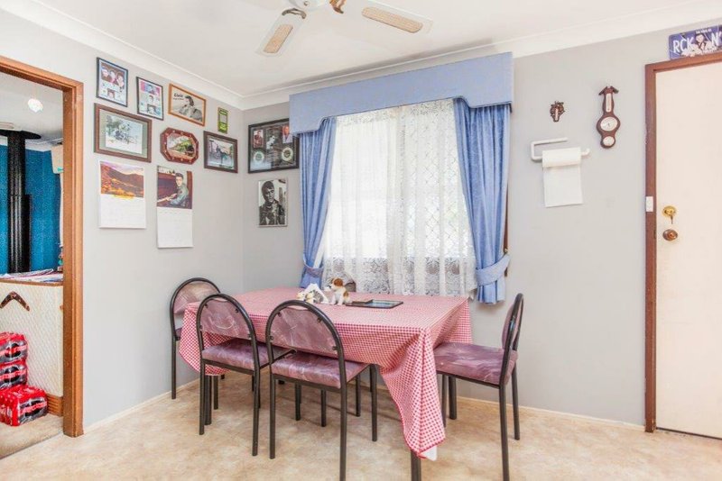 Photo - 20 Hickory Crescent, Taree NSW 2430 - Image 10