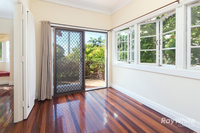 Photo - 20 Highcrest Avenue, Wavell Heights QLD 4012 - Image 6