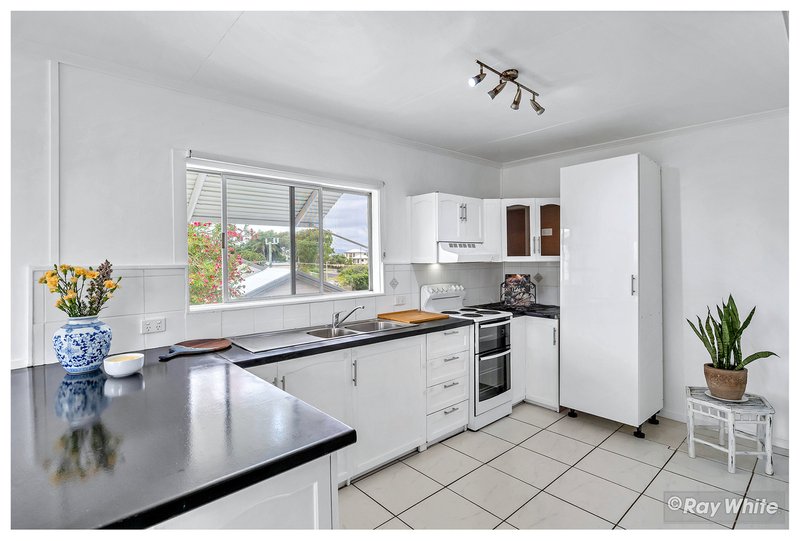 Photo - 20 Higson Street, Emu Park QLD 4710 - Image 7