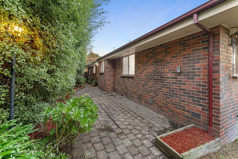 Photo - 20 Hillcrest Avenue, Ferntree Gully VIC 3156 - Image 13