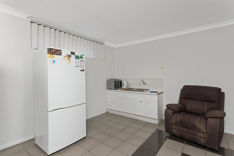 Photo - 20 Hillgrove Court, Oxenford QLD 4210 - Image 24