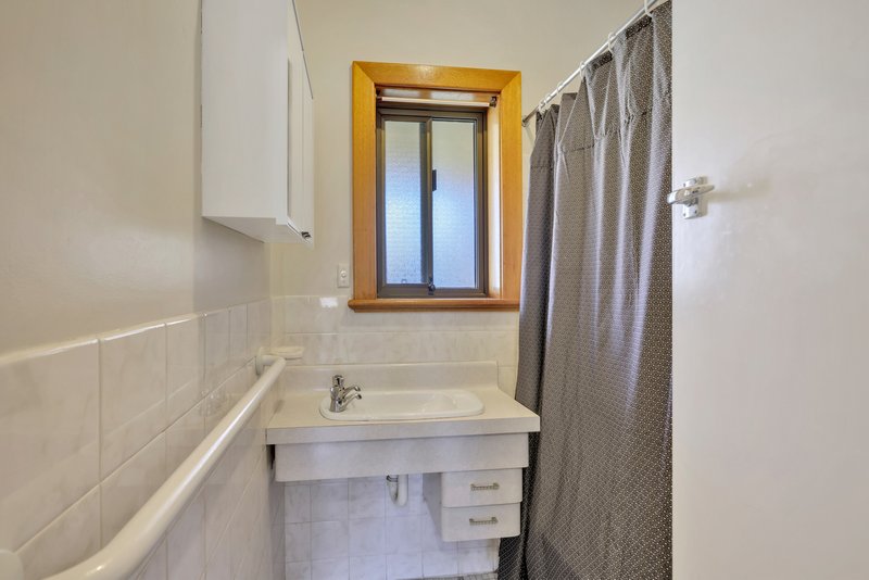 Photo - 20 Hobart Road, Henley Beach South SA 5022 - Image 14