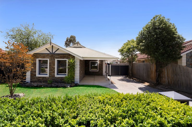 Photo - 20 Homestead Road, Berwick VIC 3806 - Image 2