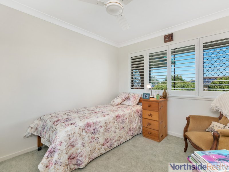 Photo - 20 Hovea Street, Everton Hills QLD 4053 - Image 11