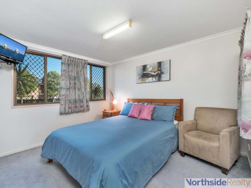 Photo - 20 Hovea Street, Everton Hills QLD 4053 - Image 13