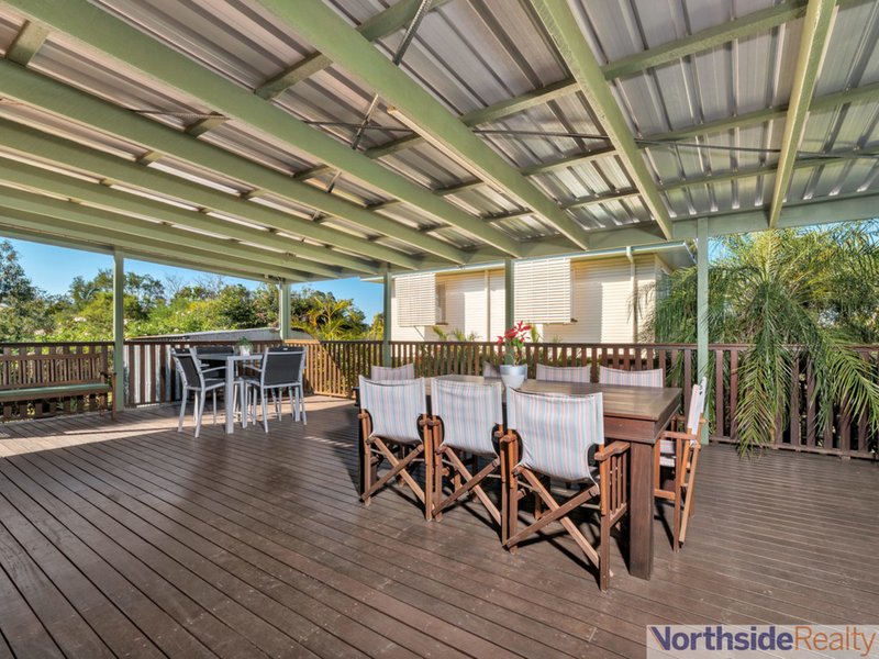 Photo - 20 Hovea Street, Everton Hills QLD 4053 - Image 14