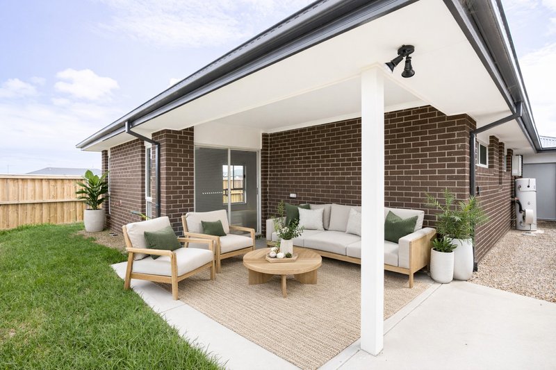 Photo - 20 Hubbard Street, Wyndham Vale VIC 3024 - Image 17