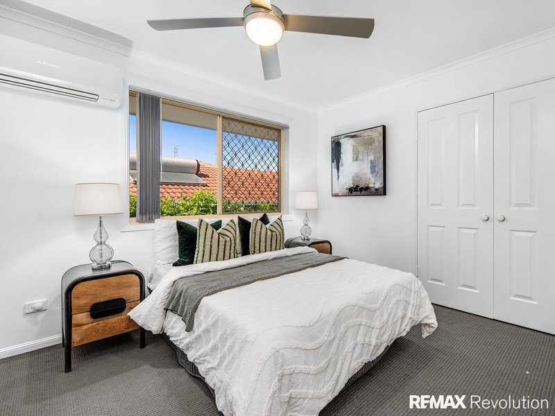 Photo - 20 Hurlstone Street, Wishart QLD 4122 - Image 18